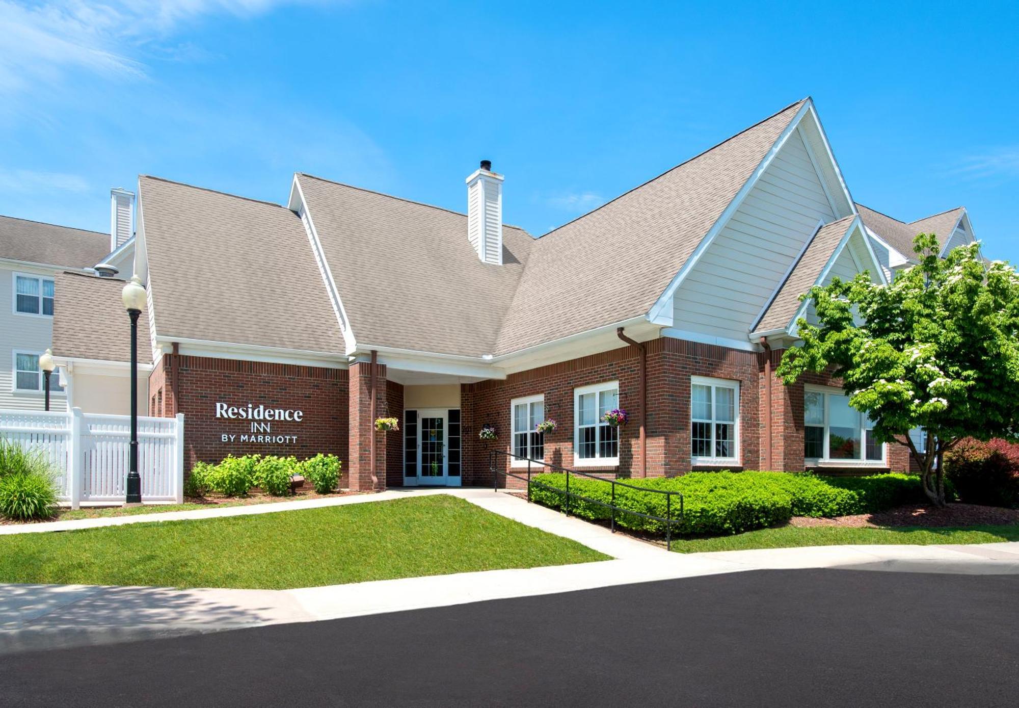 Residence Inn Hartford Manchester Exterior photo