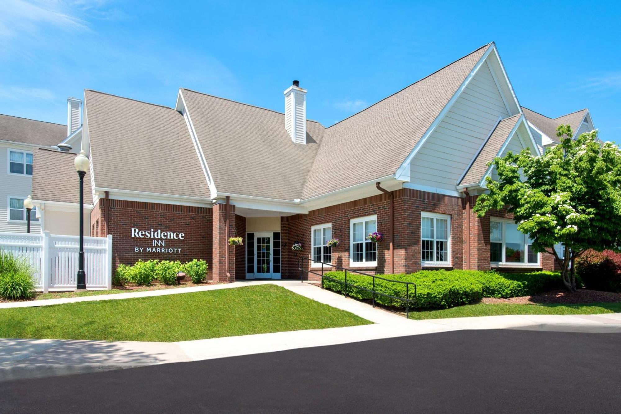 Residence Inn Hartford Manchester Exterior photo